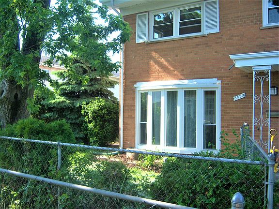 2nd image of 8829 Robin Dr APT A