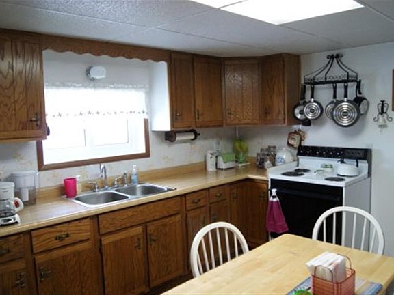 2nd image of 275 W Mitchell St
