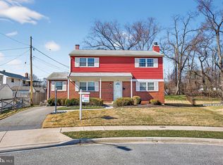 116 Crest Ct, Glen Burnie, MD 21061