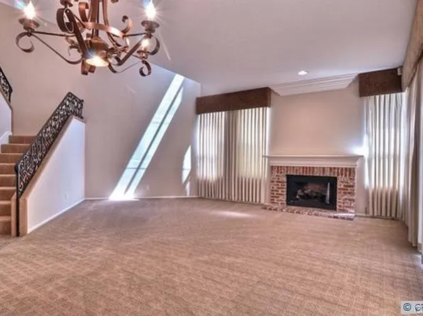 273 Haverfield #156, Newport Beach, CA 92660