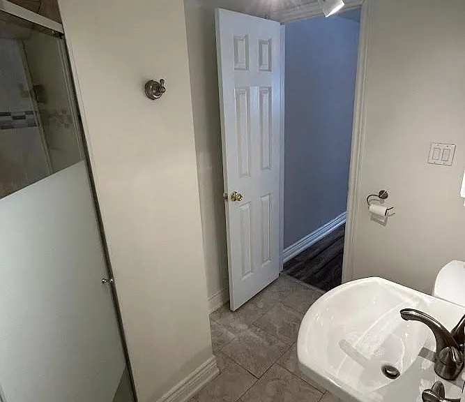43 Littleriver Ct #LOWER — Photo 11