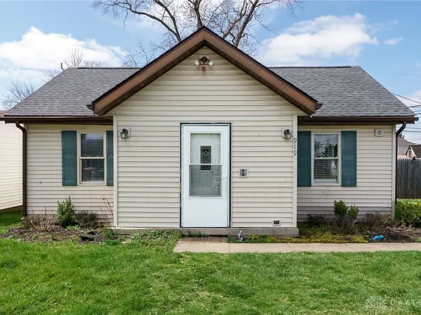 919 Alta Rd, Springfield, OH 45503