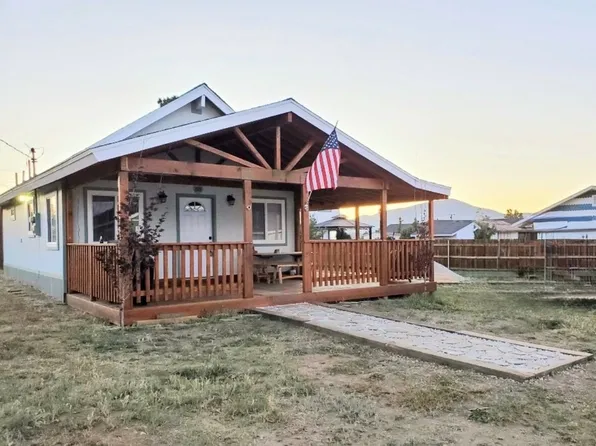 813 Pinon Ln, Big Bear City, CA 92314