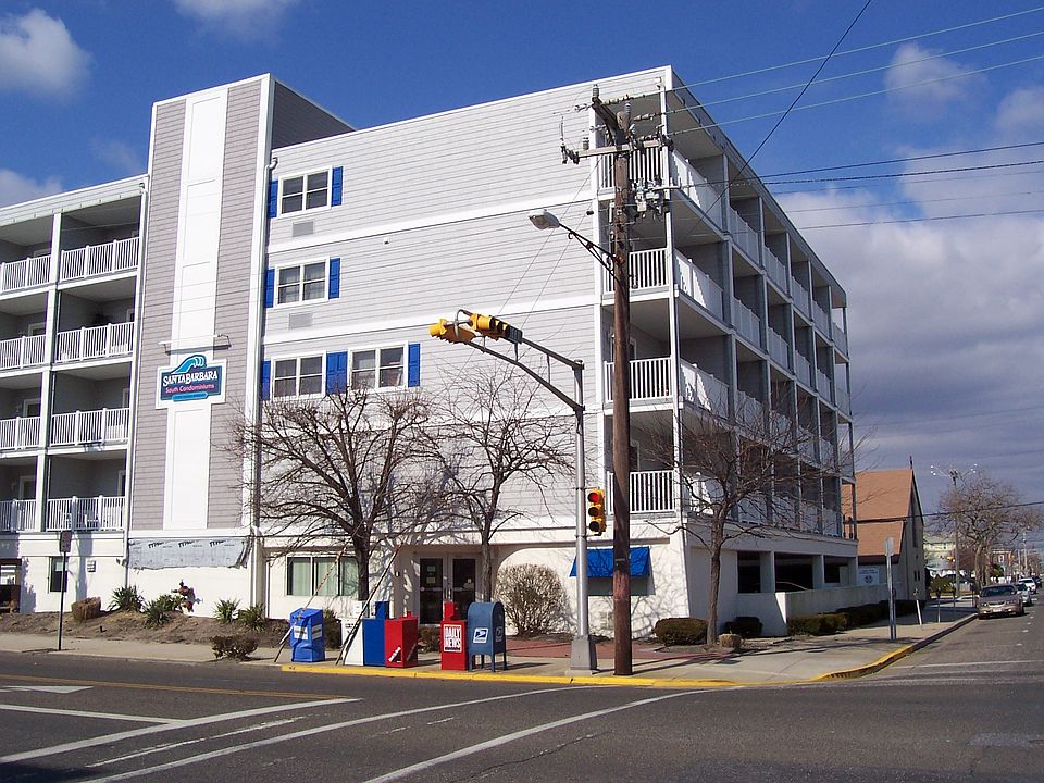 1st image of 1008 Wesley Ave #409