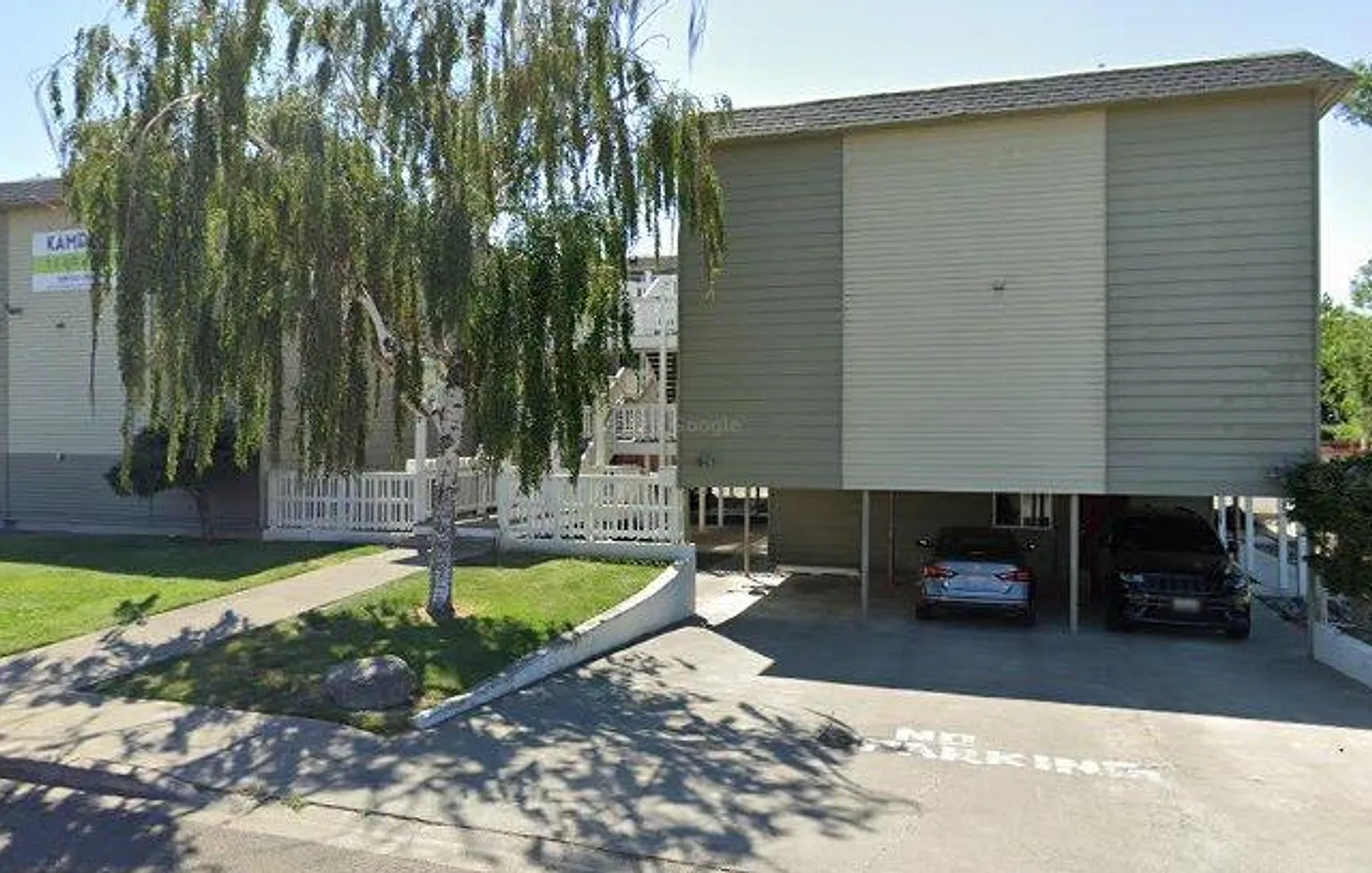 Kamden Terrace — Photo 1