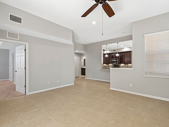 5th image of 8501 Oakshade Cir Unit 101
