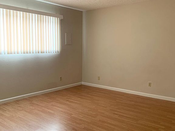 5th image of 2070 Radio Ave #1410