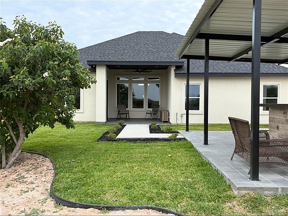 3rd image of 1002 Pinon Ln