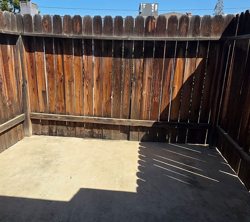 1st image of 114A Garnsey Ave #0