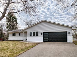 11014 Stanley Curv, Bloomington, MN 55437
