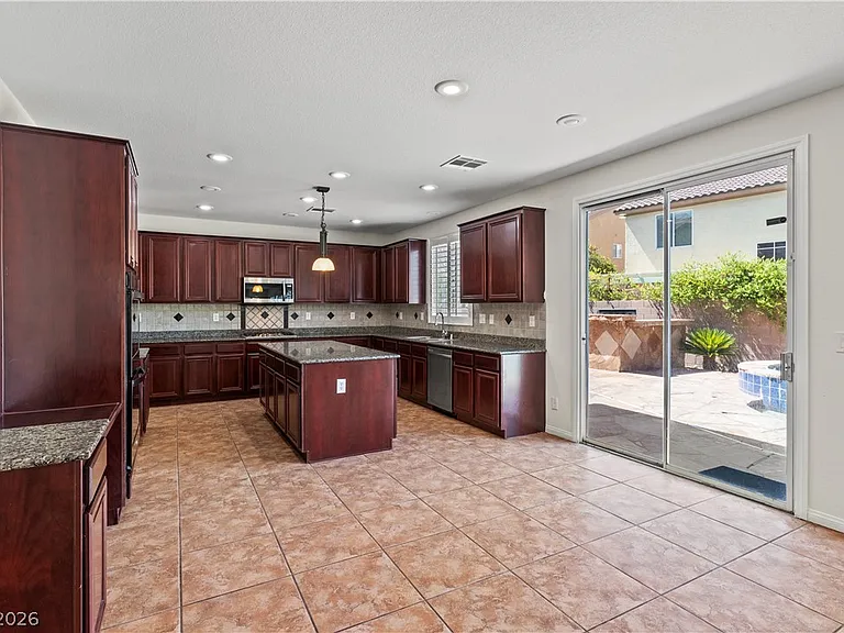 758 London Eye Ct — Photo 23