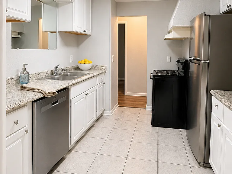 2965 Sunset St — Photo 2