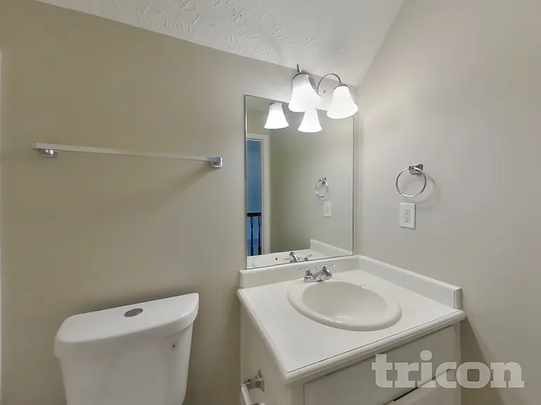 2651 Laurel Woods Ln SE — Photo 14