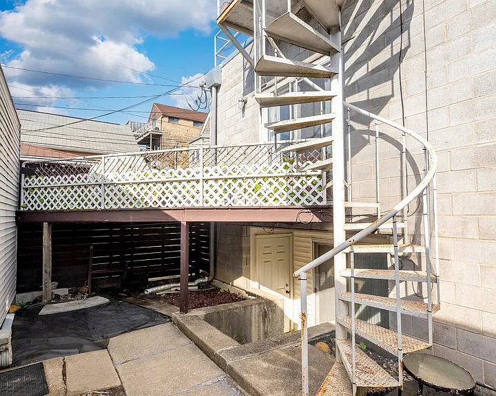 1060 N Hermitage Ave #3 — Photo 30