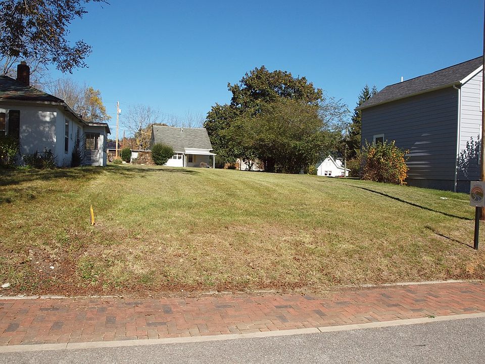2nd image of Tba Railroad St