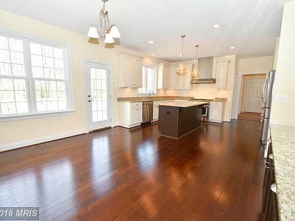 5th image of 11215 Amabell Dr