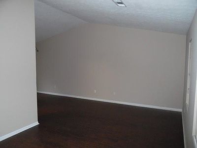 4th image of 3879 Landress Way