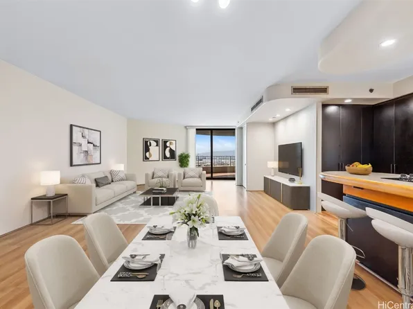 66 Queen St APT 1903, Honolulu, HI 96813