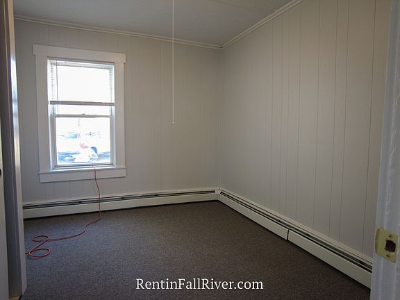 5th image of 621 King Philip St #3E