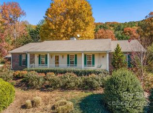 29 Mountainbrook Rd, Asheville, NC 28805