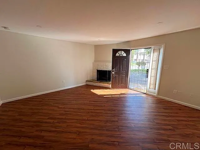 2 bed, 1.5 bath, 1056 sqft, $2,690 — Photo 4
