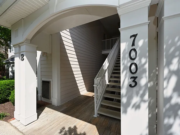 7003 Lenox Village Dr #B11 — Photo 4