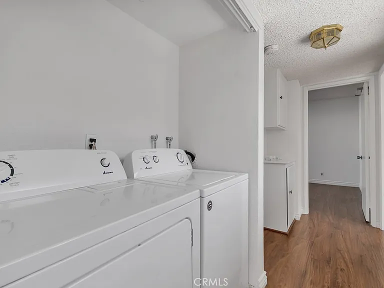 20155 Keswick St #211 — Photo 19