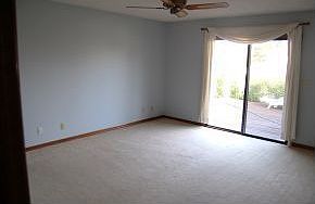 3rd image of 304 Beverly Ct