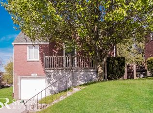 923 Lindberg Ave, Homestead, PA