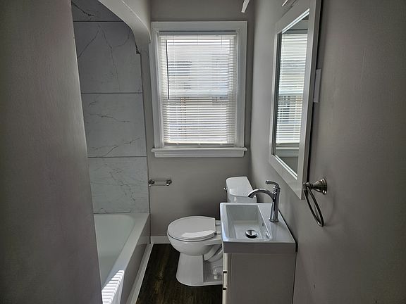 5th image of 2609 Avalon Pl