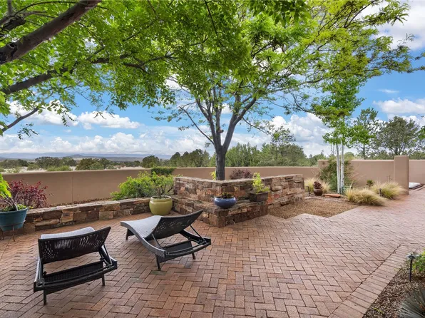 11 Entrada Descanso, Santa Fe, NM 87506