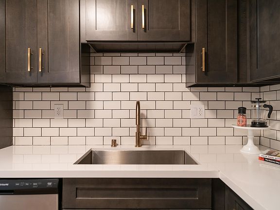 2nd image of 12036 Culver Blvd APT 5