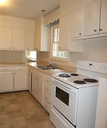 5th image of 5100 Baker Dr
