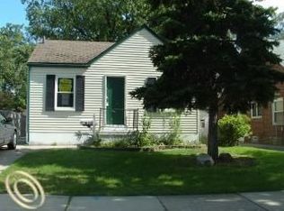 1340 Pinecrest Dr, Ferndale, MI