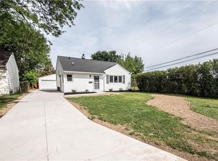 201 Commodore Ter, Cheektowaga, NY 14225