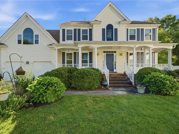 2505 Belmont Stakes Dr, Virginia Beach, VA 23456