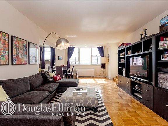4th image of 245 E 19th St APT 21C
