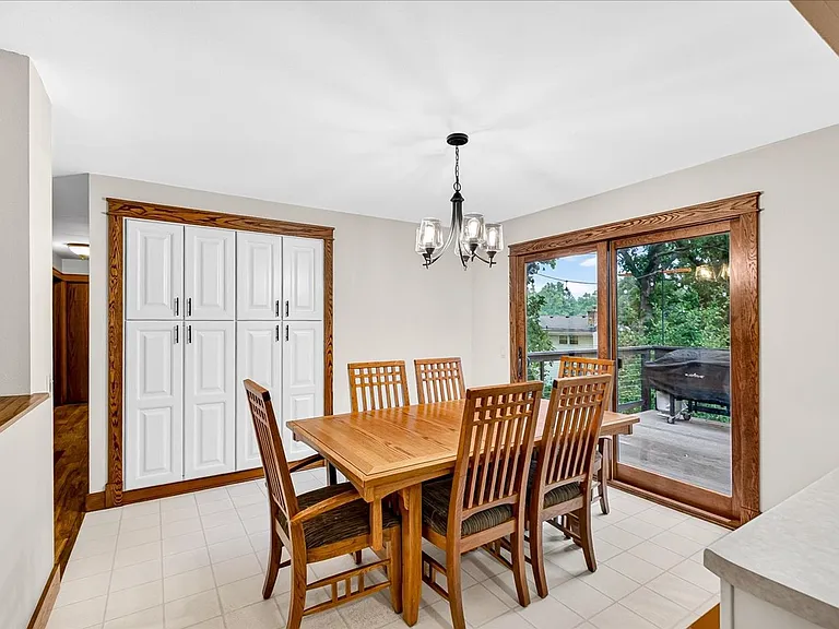 18 Cathy Ct — Photo 12