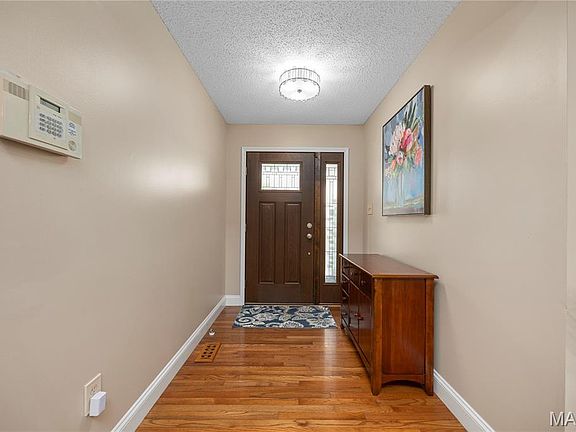 4th image of 3007 Bromley Dr