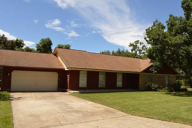 1st image of 2807 Venetian Ct