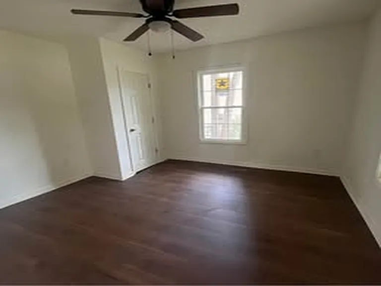804 Woodbury St #804 — Photo 6