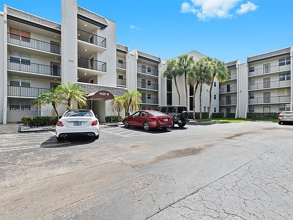 2nd image of 9420 Poinciana Pl APT 308