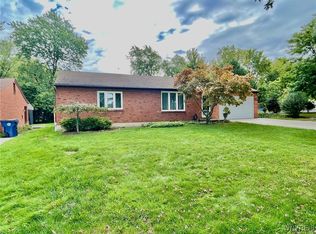 103 Campus Dr E, Amherst, NY 14226