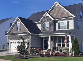 513 Walker Ranch Dr, Fuquay Varina, NC 27526