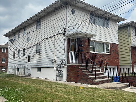 2nd image of 318 Kennedy Dr APT 2