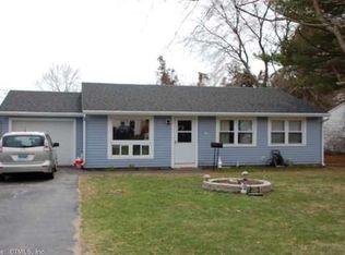 225 Ring Dr, Groton, CT 06340