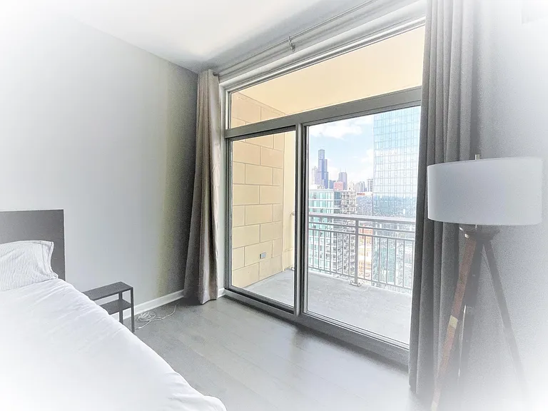 1400 S Michigan Ave #XX — Photo 13