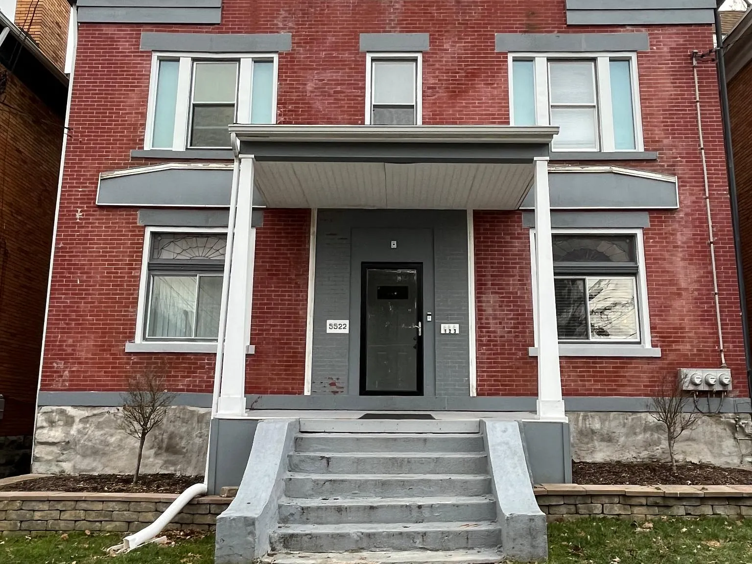 5522 Black St — Photo 1