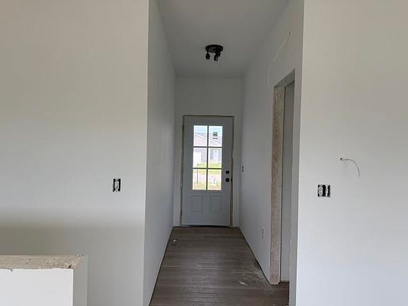 5th image of 104 Langdon