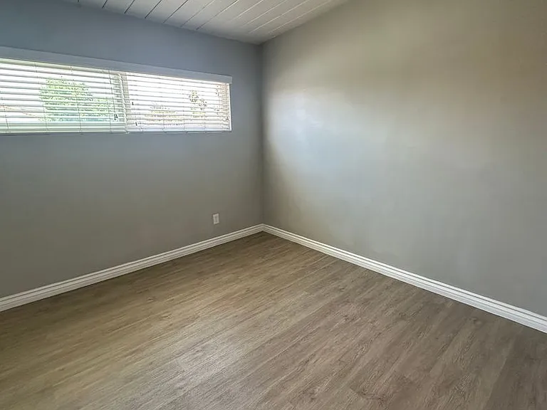 4533 Contour Blvd. — Photo 47